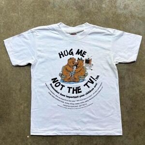 Vintage 90s single stitch hug me not the tv  tee  Men's size XS